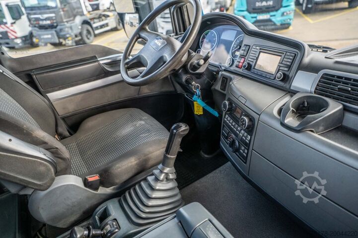 Fahrgestell mit Fahrerhaus MAN TGS 35.440 BB -8X6