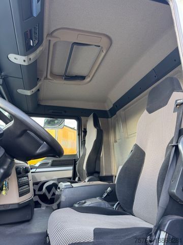 LKW mit Getränkeaufbau MAN TGS 26.360 L / LBW / AHK / LENKACHSE / 20 PAL