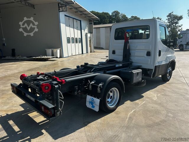 Abrollkipper Iveco SCARRABILE