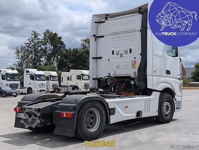 Standard-SZM Mercedes-Benz Actros L Pro Cabin 1953