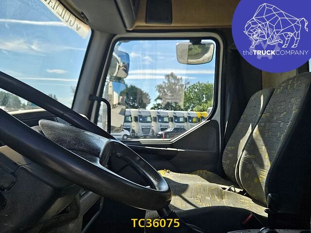 Ανατρεπόμενο φορτηγό Renault Midlum 135