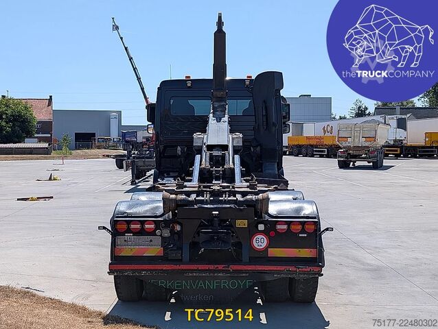 Μεταφορά εμπορευματοκιβωτίων Mercedes-Benz Actros 3344