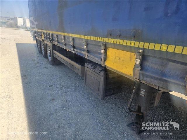 Semirremolque abierto con toldo Schmitz Cargobull Semitrailer Curtainsider Mega