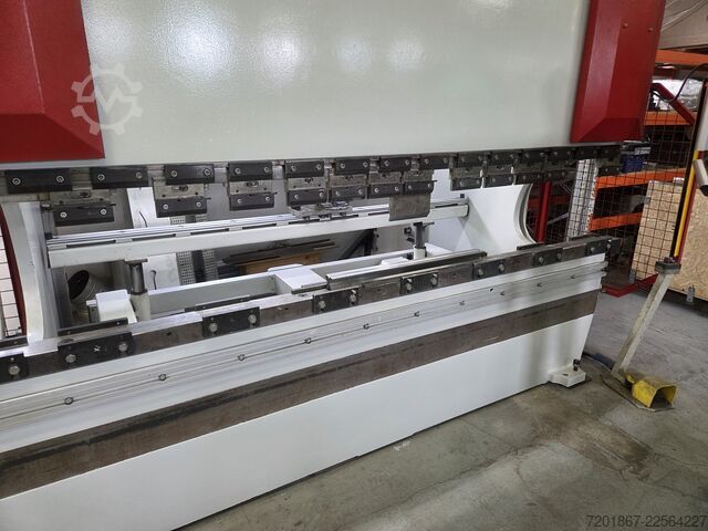 Preša za savijanje DENER PUMA Dener DMP-CNC/120-3020