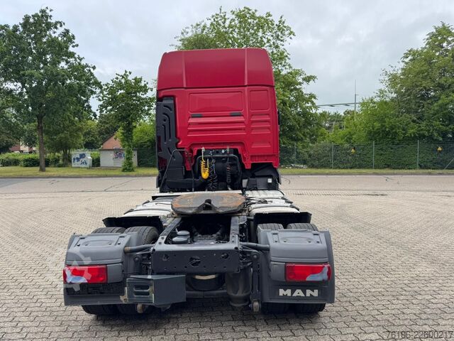Стандартний тягач MAN TGX 18.460 4x2   Schlafkabine