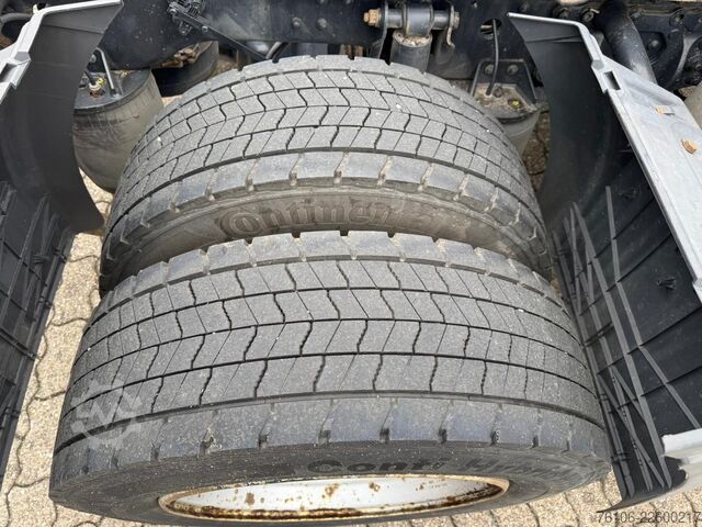 Стандартний тягач MAN TGX 18.460 4x2   Schlafkabine