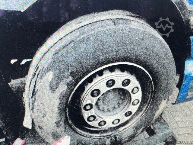 Njësi standarde të tërheqjes MAN TGX 18.510 beschädigt / damaged