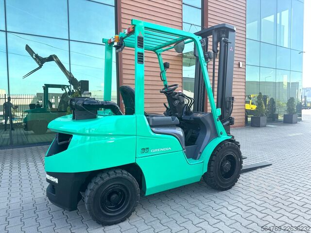 4-kolesový vysokozdvižný vozík Mitsubishi FD35NT /Diesel/Only 6012 hours/New Price