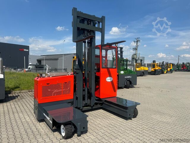 štvorcestný vysokozdvižný vozík Combilift C3000GST / LPG /Triplex 8300 mm/Perfect
