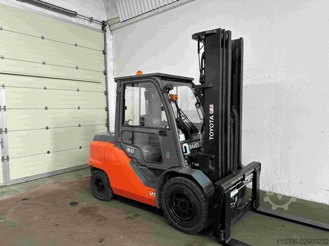 Carretilla elevadora diésel Toyota 40-8FD50N - TRIPLEX 5,5 m