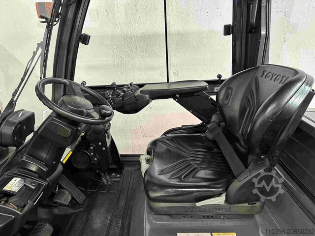 Carretilla elevadora diésel Toyota 40-8FD50N - TRIPLEX 5,5 m