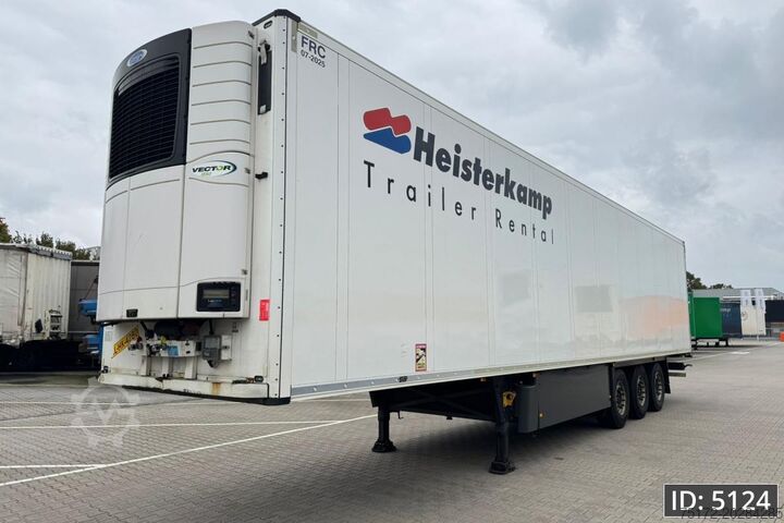 Transporte refrigerado/congelado Schmitz Cargobull SKO 24 / Disk brakes / Carrier Vector 1550 / Pa...