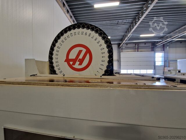 Centre d'usinage vertical Haas VF4SS