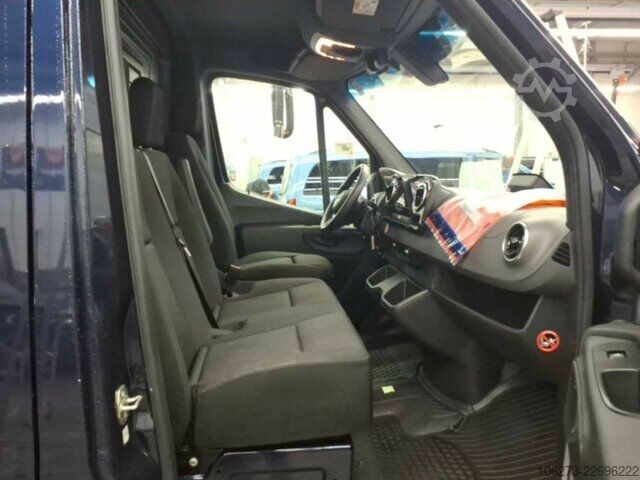 Furgoneta Mercedes-Benz Sprinter 317 CDI,L2H2,Automatik,Kamera,Navi