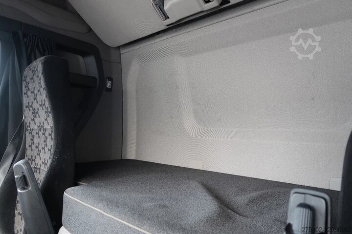 SZM tiêu chuẩn Scania S500 NGS RETARDER/ 2X TANK/ PARK CLIMA/ ACC