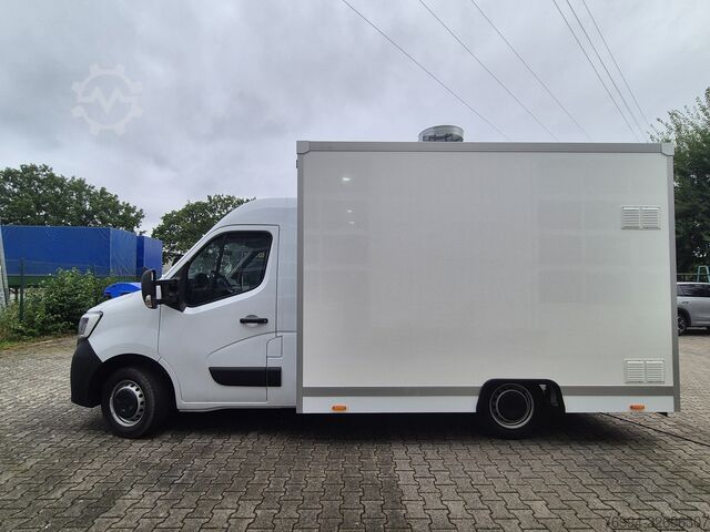 Prodajni kamion Renault Master Pizza