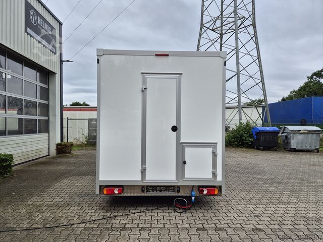 Prodajni kamion Renault Master Pizza