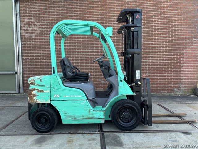 Stivuitoare diesel Mitsubishi FD25N