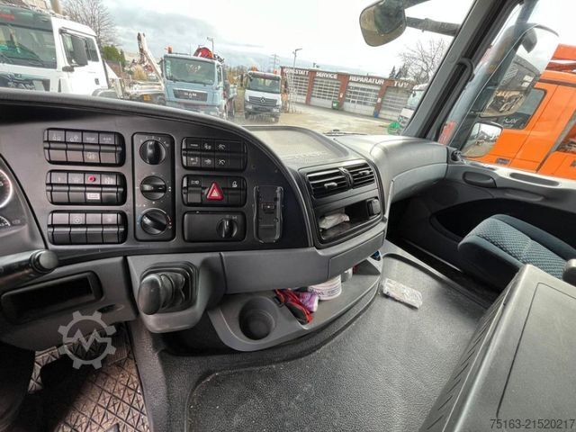 Standard dragbil MERCEDES-BENZ Actros 2546 L 6x2  SZM / Kran HMF 1444 faltbar