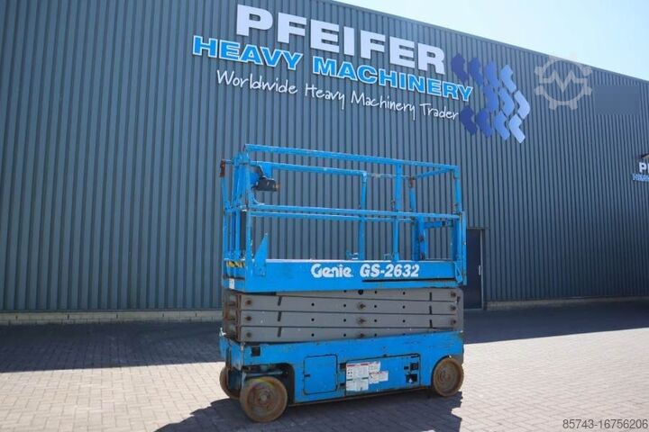 Scissor lift Genie GS2632 Electric, Working Height 10m, 227kg Capacit