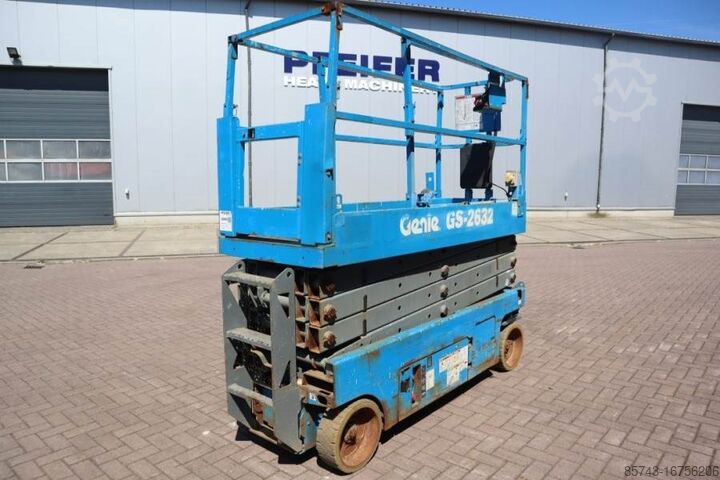 Scissor lift Genie GS2632 Electric, Working Height 10m, 227kg Capacit