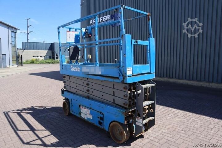 Scissor lift Genie GS2632 Electric, Working Height 10m, 227kg Capacit