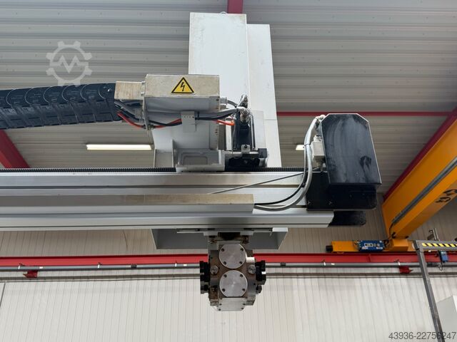 مركز خراطة وفريزة MAZAK - INTEGREX 200-4 ST Mazak Integrex 200-4 ST
