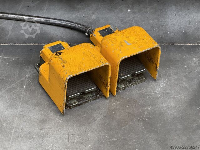 مركز خراطة وفريزة MAZAK - INTEGREX 200-4 ST Mazak Integrex 200-4 ST