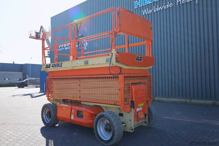 Ножничный подъемник JLG M4069 Hybrid, 14.2m Working Height, 360kg Capacity