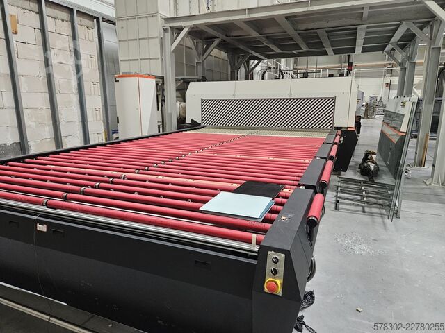 Glass tempering furnace NORTH GLASS TECHNOLOGY AG1-E50