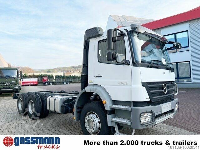 Lastbilchassi Mercedes-Benz Axor 2633 K 6x4 RHD