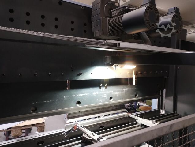 Ohraňovací lis SAFAN E-brake 65-2550