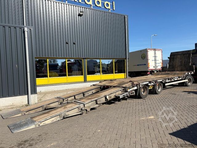 Van pengangkut kereta MUELLER MITTELTAL D3 + HYDROLIC FRONT/BACK LOADER + 3 AXLE + SPEC...