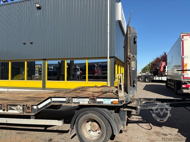 Furgão transportador de automóveis MUELLER MITTELTAL D3 + HYDROLIC FRONT/BACK LOADER + 3 AXLE + SPEC...