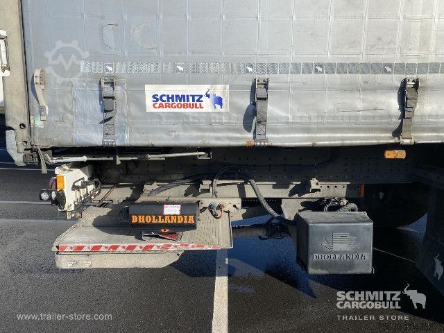 Open semitrailer with tarp Schmitz Cargobull Semitrailer Curtainsider Standard Hayon