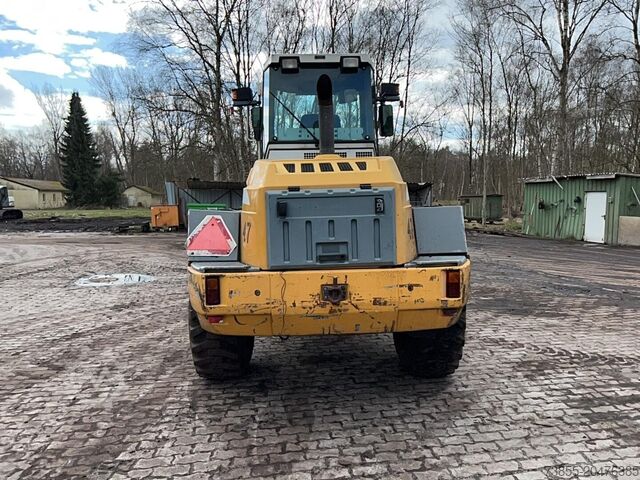 Wheel Loader Liebherr L 522 with High-Tipping Bucket