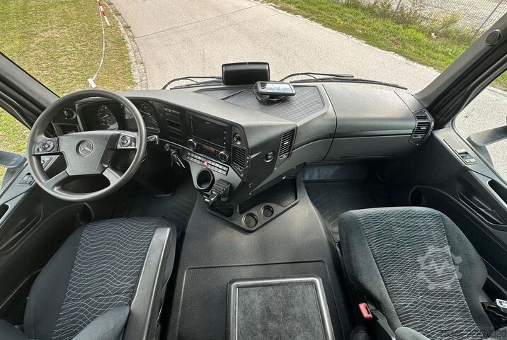 Veokile paigaldatud kraana MERCEDES-BENZ Arocs 2545 Kipper/Kran/6x4-4/Lenkachse/128 tkm