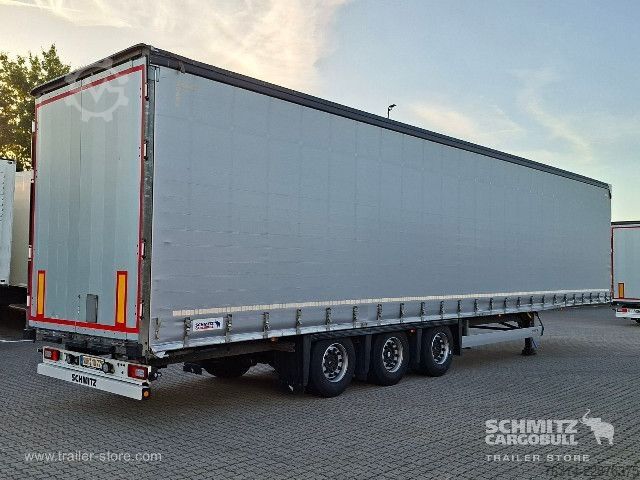 Semiremorcă deschisă cu prelată Schmitz Cargobull Curtainsider Mega Getränke