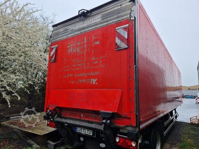 Rashladna poluprikolica SCHMITZ CARGOBULL Kühlkoffer SKO10 LBW Bär 2 t Carrier Max. 1300
