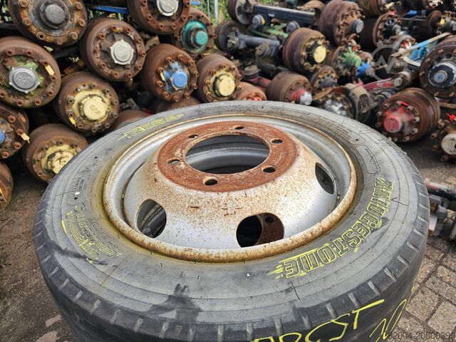 평판 BRIDEGESTONE R 168