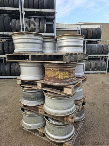 2010년식 미쉐린 11.75 X 22.5 MICHELIN 11.75 X 22.5