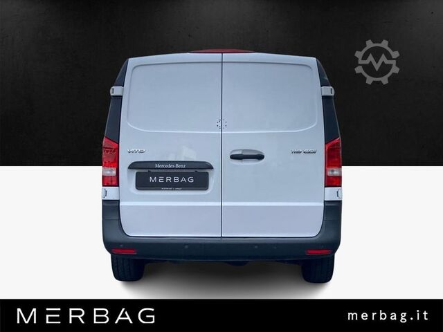 Erikoiskäyttöinen kuorma-auto Mercedes-Benz Vito