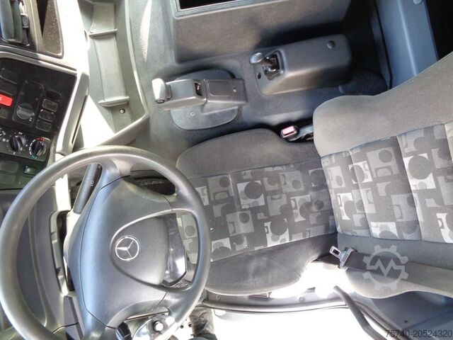 Suitcase Mercedes-Benz AXOR 1823 + Dhollandia Lift