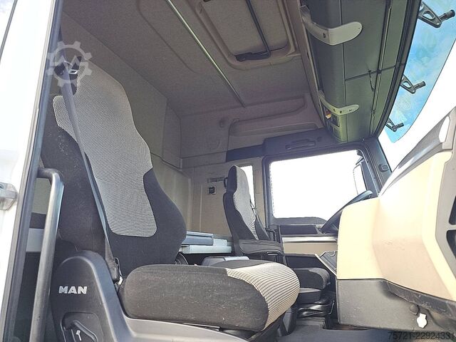 Standard-SZM MAN 18.420 TGX XLX INTARDER