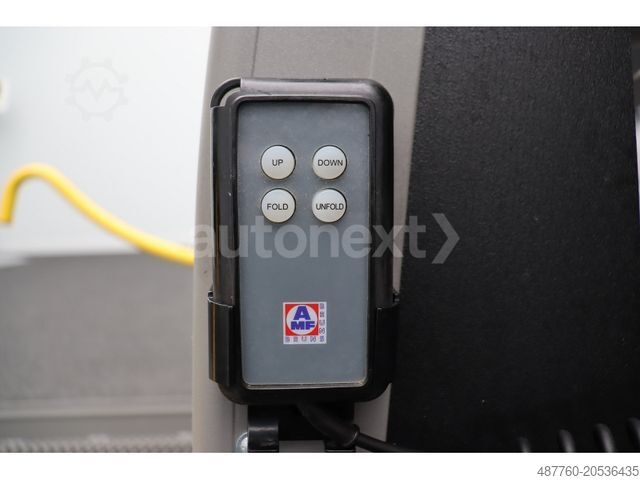 Minibus VOLKSWAGEN Crafter 35 *ROLLSTUHL-LIFT* KAMERA+STNADHEIZ 200