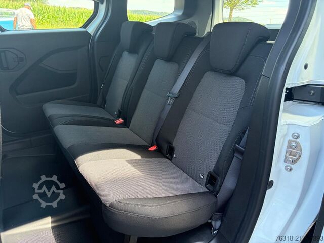 Panelová dodávka Mercedes-Benz Citan 112 CDI  Tourer AHK Kamera Tempomat