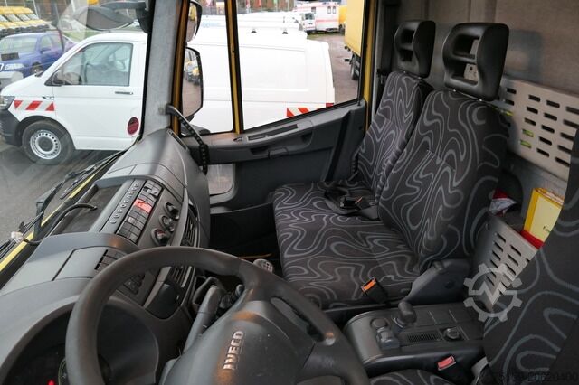 Autocarro con cassone iveco EuroCargo ML 120 E28/P AHK LBW Koffer 7,00x2,44x1,98