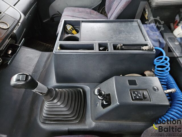 ডাম্প ট্রাক Mercedes-Benz Atego