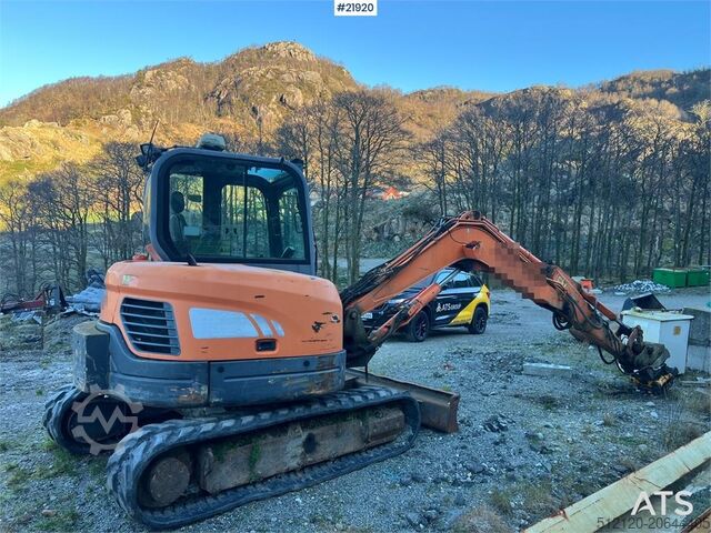 Excavator pe șenile Doosan DX62R-3 excavator w/ rototilt, sanding bucket and