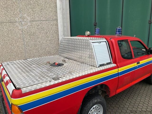 Trak pikap Mitsubishi L200 2.5 tdi 4WD - 4 posti - Km 100.900